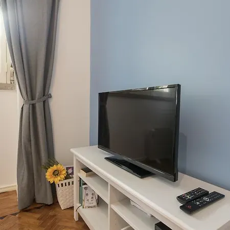 Apartament The Ideal Place Close To The Castle